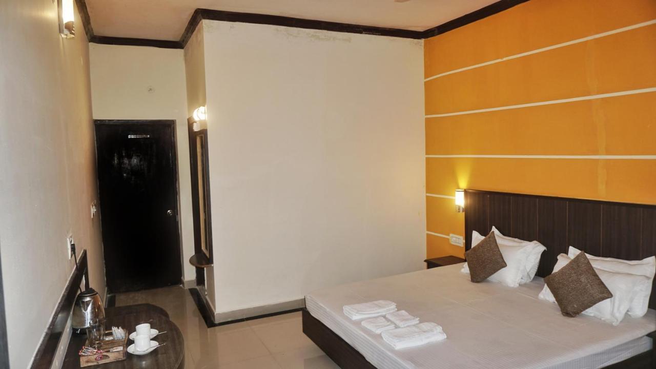 Headquarter Khajuraho Hostel Kültér fotó