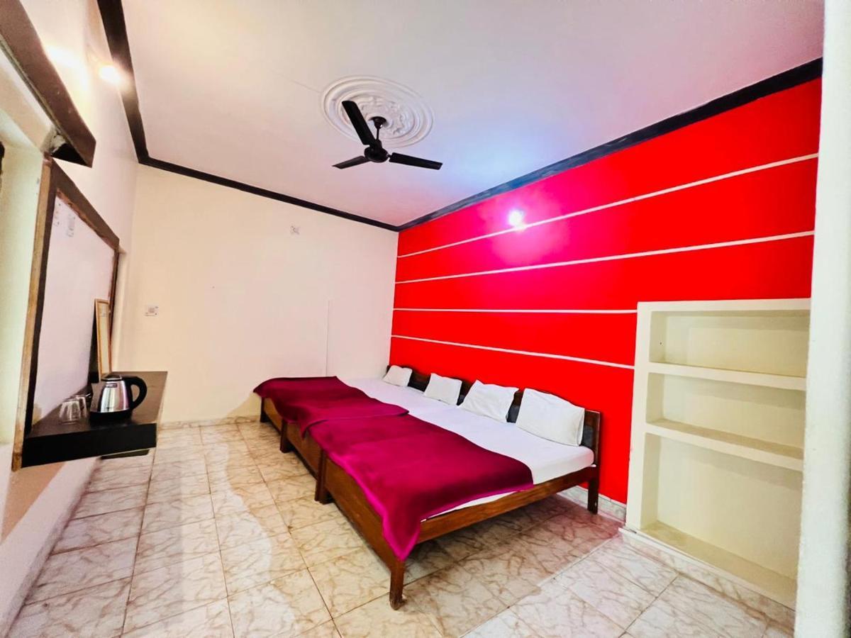 Headquarter Khajuraho Hostel Kültér fotó
